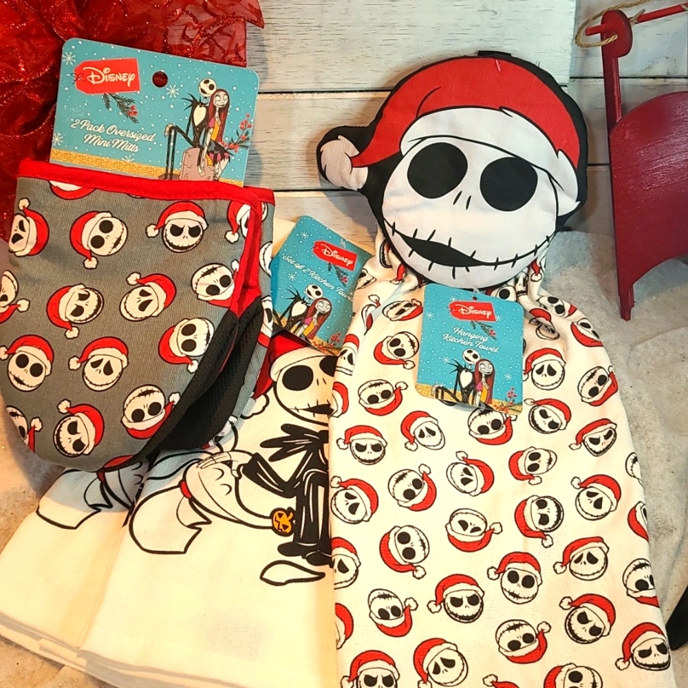 Nightmare Before Christmas kitchen towels & mitt set of 4 by Disney NWT